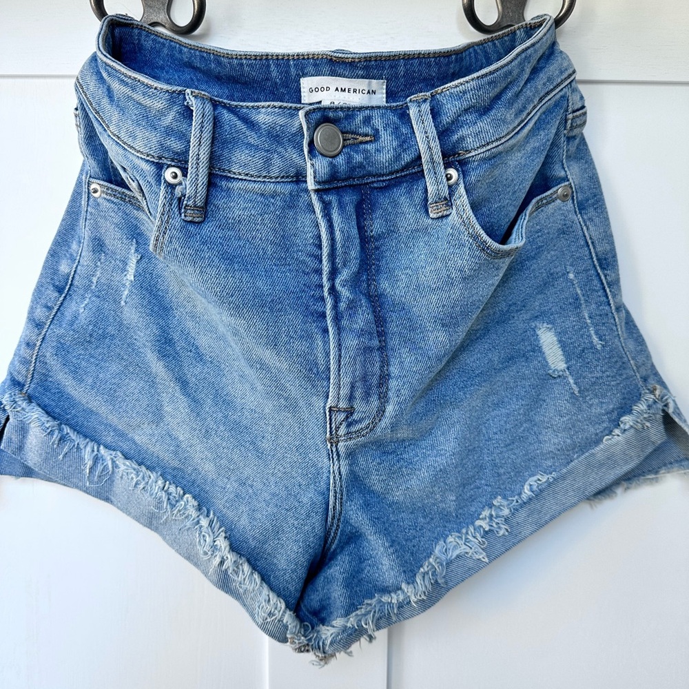 Good American High Rise Denim Raw Hem Jean Shorts - Size 8
